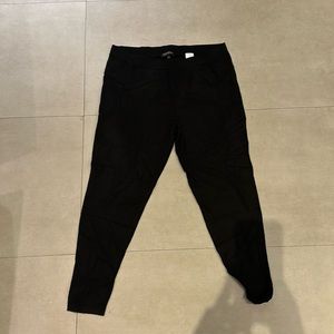 Banana Republic 100% cashmere new black pants
